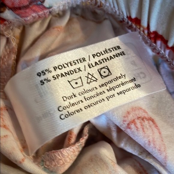 Butterfly Print Shorts - Picture 4 of 6